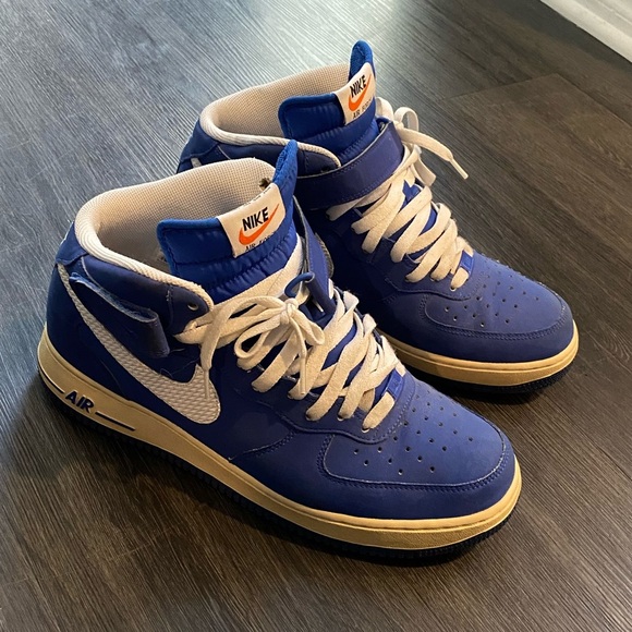 Nike Blue High-Top Air Force One - Picture 2 of 5